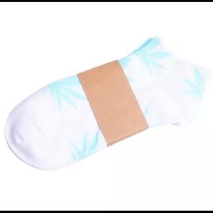 Ankle Socks 🌱 Leaf Print (NEW)